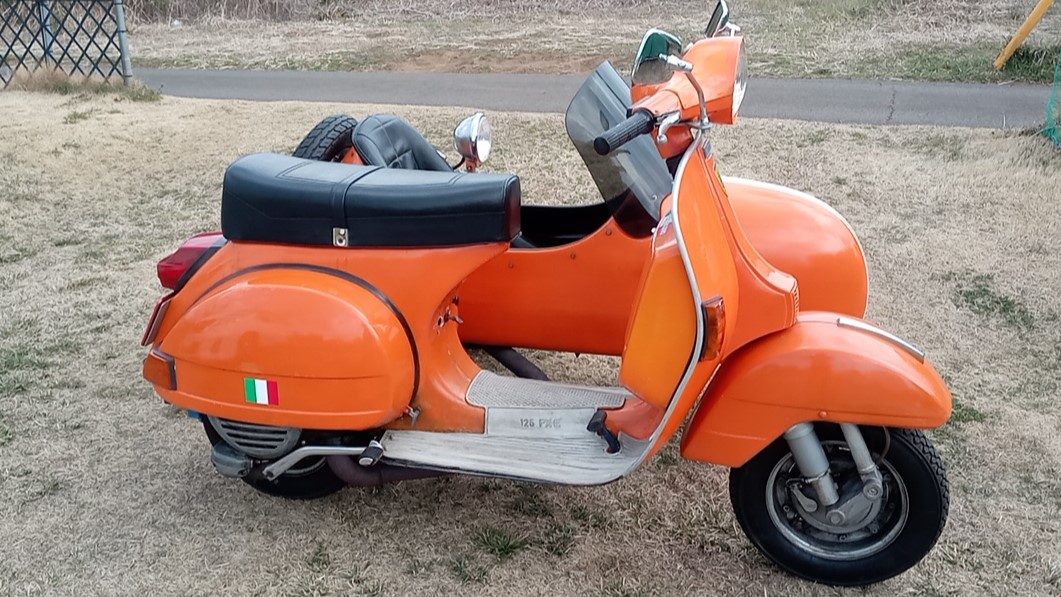 1980年式 Vespa P200e With Sidecar 8774